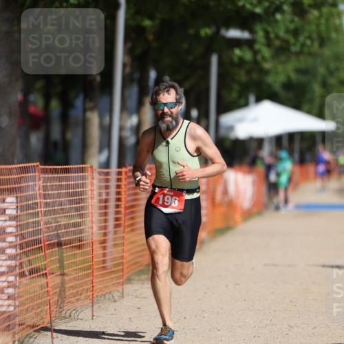 07.09.2025 - 19. Norderstedt Triathlon Michael Strokosch http://msf.ph/oto/8793672 07.09.2025 11:49:02 Laufen 196, 1171, 1355, 1394 meine-sportfotos.de