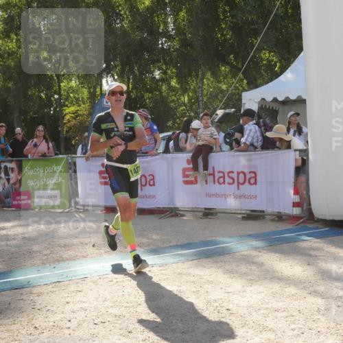 07.09.2025 - 19. Norderstedt Triathlon Zöllner http://msf.ph/oto/8793695 07.09.2025 16:38:49 Ziel 536, 917, 1481 meine-sportfotos.de