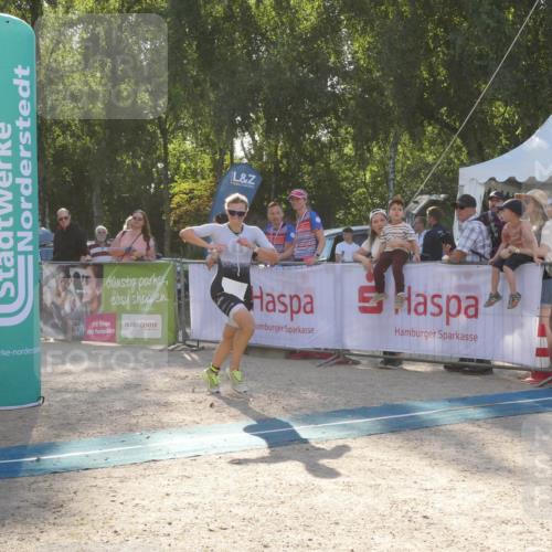 07.09.2025 - 19. Norderstedt Triathlon Zöllner http://msf.ph/oto/8793701 07.09.2025 16:38:57 Ziel 1070, 1625 meine-sportfotos.de