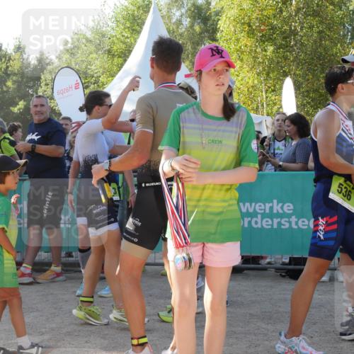 07.09.2025 - 19. Norderstedt Triathlon Zöllner http://msf.ph/oto/8793713 07.09.2025 16:38:59 Ziel 1070, 1625 meine-sportfotos.de
