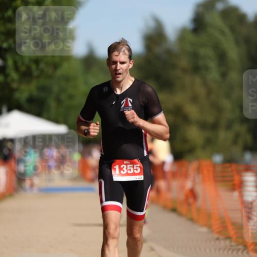 07.09.2025 - 19. Norderstedt Triathlon Michael Strokosch http://msf.ph/oto/8793729 07.09.2025 11:49:06 Laufen 196, 1355, 1394 meine-sportfotos.de