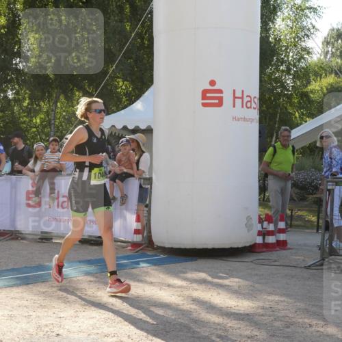 07.09.2025 - 19. Norderstedt Triathlon Zöllner http://msf.ph/oto/8793734 07.09.2025 16:39:07 Ziel 1044 meine-sportfotos.de