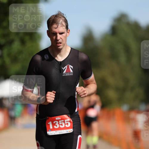 07.09.2025 - 19. Norderstedt Triathlon Michael Strokosch http://msf.ph/oto/8793752 07.09.2025 11:49:08 Laufen 196, 1278, 1355, 1394 meine-sportfotos.de