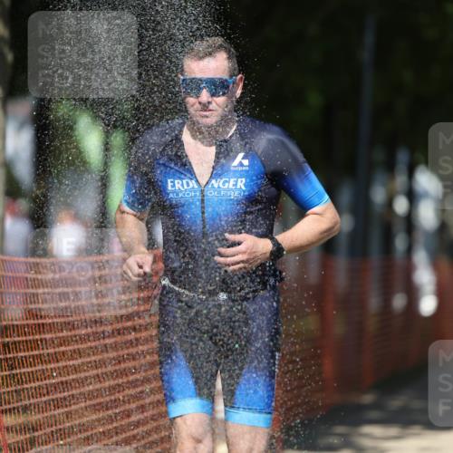 07.09.2025 - 19. Norderstedt Triathlon Michael Strokosch http://msf.ph/oto/8793753 07.09.2025 13:44:52 Laufen 315, 328, 341, 841 meine-sportfotos.de