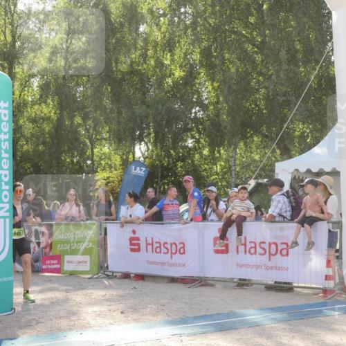 07.09.2025 - 19. Norderstedt Triathlon Zöllner http://msf.ph/oto/8793764 07.09.2025 16:39:38 Ziel 1060, 1067, 1073, 1105, 1550, 1564 meine-sportfotos.de