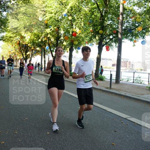 07.09.2025 - BARMER Alsterlauf Yannick Fuchs http://msf.ph/oto/8793765 07.09.2025 11:41:26 Laufen 1248, 1252 meine-sportfotos.de