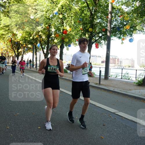 07.09.2025 - BARMER Alsterlauf Yannick Fuchs http://msf.ph/oto/8793771 07.09.2025 11:41:27 Laufen 1249, 1252 meine-sportfotos.de