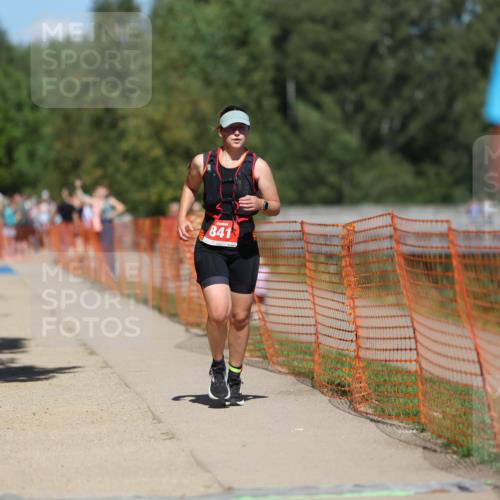 07.09.2025 - 19. Norderstedt Triathlon Michael Strokosch http://msf.ph/oto/8793796 07.09.2025 13:44:55 Laufen 315, 328, 341, 841 meine-sportfotos.de