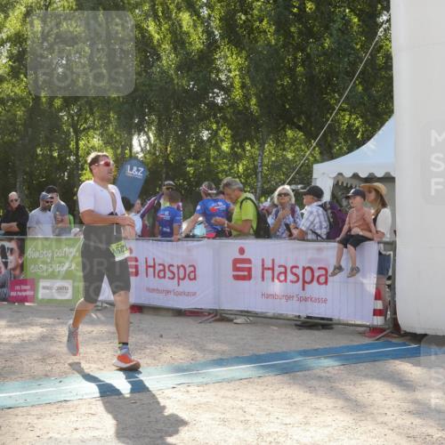 07.09.2025 - 19. Norderstedt Triathlon Zöllner http://msf.ph/oto/8793797 07.09.2025 16:40:12 Ziel 1582 meine-sportfotos.de
