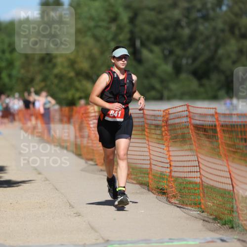 07.09.2025 - 19. Norderstedt Triathlon Michael Strokosch http://msf.ph/oto/8793804 07.09.2025 13:44:56 Laufen 315, 328, 341, 841 meine-sportfotos.de