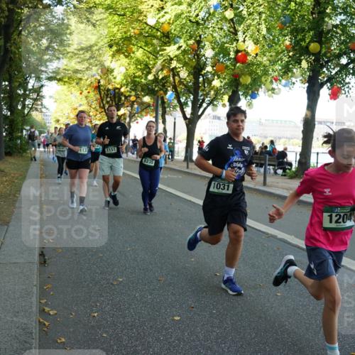 07.09.2025 - BARMER Alsterlauf Yannick Fuchs http://msf.ph/oto/8793808 07.09.2025 11:41:30 Laufen 1133, 1151, 8235, 1031, 10, 1204 meine-sportfotos.de