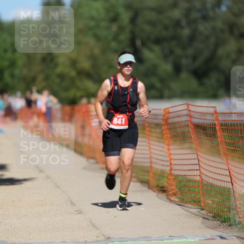 07.09.2025 - 19. Norderstedt Triathlon Michael Strokosch http://msf.ph/oto/8793809 07.09.2025 13:44:56 Laufen 315, 328, 341, 841 meine-sportfotos.de