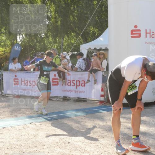 07.09.2025 - 19. Norderstedt Triathlon Zöllner http://msf.ph/oto/8793812 07.09.2025 16:40:18 Ziel 1485, 1582 meine-sportfotos.de