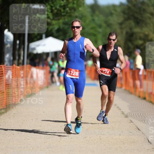 07.09.2025 - 19. Norderstedt Triathlon Michael Strokosch http://msf.ph/oto/8793834 07.09.2025 11:49:32 Laufen 774, 1228 meine-sportfotos.de