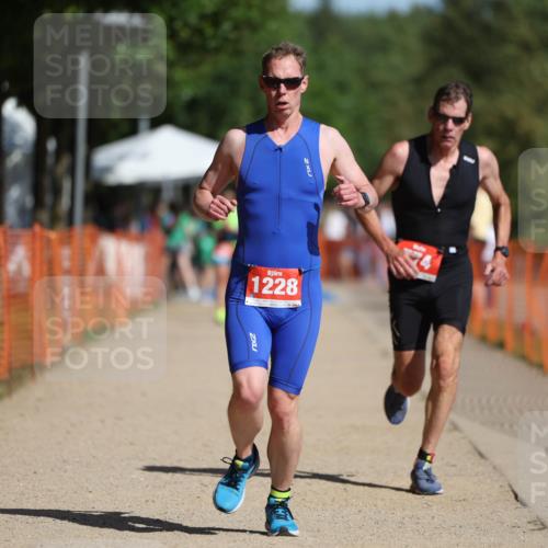 07.09.2025 - 19. Norderstedt Triathlon Michael Strokosch http://msf.ph/oto/8793860 07.09.2025 11:49:34 Laufen 774, 1228 meine-sportfotos.de