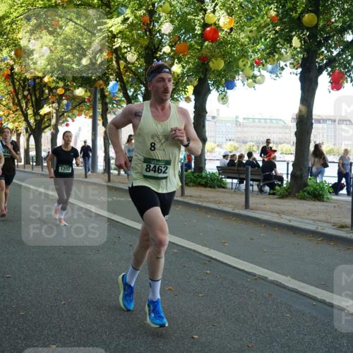 07.09.2025 - BARMER Alsterlauf Yannick Fuchs http://msf.ph/oto/8793908 07.09.2025 11:41:35 Laufen 8, 1107, 242, 1202, 8462 meine-sportfotos.de