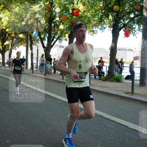 07.09.2025 - BARMER Alsterlauf Yannick Fuchs http://msf.ph/oto/8793917 07.09.2025 11:41:36 Laufen 1202, 8, 462 meine-sportfotos.de
