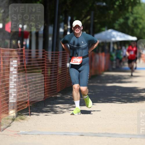 07.09.2025 - 19. Norderstedt Triathlon Michael Strokosch http://msf.ph/oto/8793920 07.09.2025 13:45:23 Laufen 193, 206, 343 meine-sportfotos.de