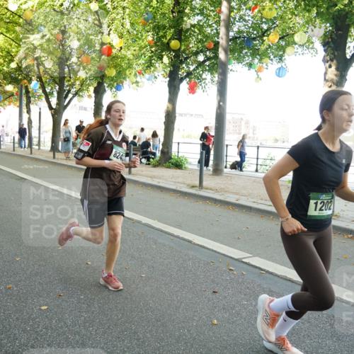 07.09.2025 - BARMER Alsterlauf Yannick Fuchs http://msf.ph/oto/8793945 07.09.2025 11:41:38 Laufen 8242, 1202 meine-sportfotos.de