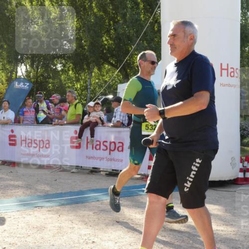 07.09.2025 - 19. Norderstedt Triathlon Zöllner http://msf.ph/oto/8793988 07.09.2025 16:42:30 Ziel 532, 1612 meine-sportfotos.de