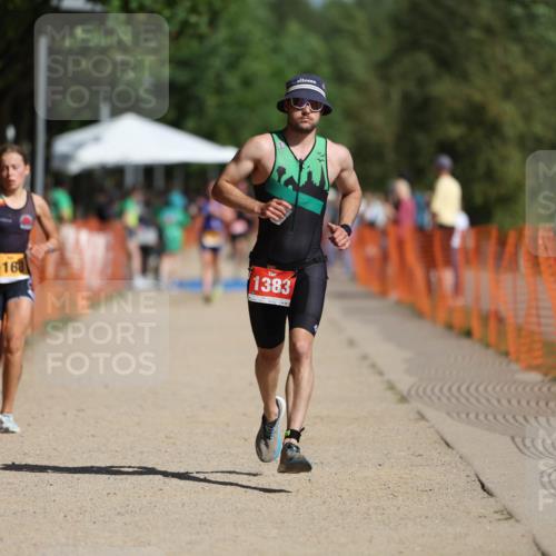 07.09.2025 - 19. Norderstedt Triathlon Michael Strokosch http://msf.ph/oto/8793993 07.09.2025 11:49:49 Laufen 770, 1160, 1184, 1383 meine-sportfotos.de