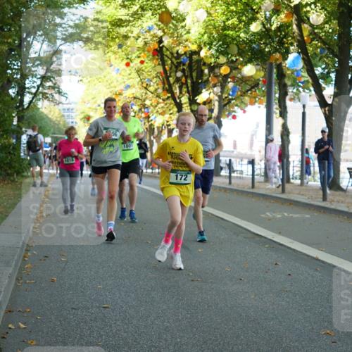 07.09.2025 - BARMER Alsterlauf Yannick Fuchs http://msf.ph/oto/8794004 07.09.2025 11:41:46 Laufen 06, 1001, 1018, 172 meine-sportfotos.de
