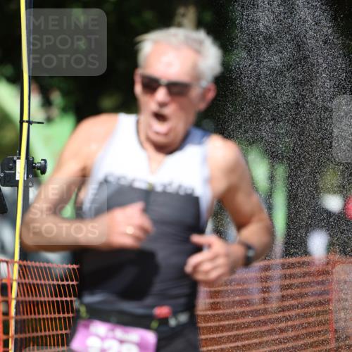 07.09.2025 - 19. Norderstedt Triathlon Michael Strokosch http://msf.ph/oto/8794025 07.09.2025 13:45:43 Laufen 338 meine-sportfotos.de