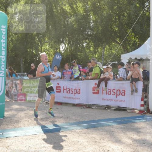 07.09.2025 - 19. Norderstedt Triathlon Zöllner http://msf.ph/oto/8794098 07.09.2025 16:43:39 Ziel 1549, 1577, 1606, 1630 meine-sportfotos.de