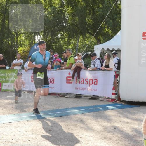 07.09.2025 - 19. Norderstedt Triathlon Zöllner http://msf.ph/oto/8794152 07.09.2025 16:44:03 Ziel 1602, 1631 meine-sportfotos.de