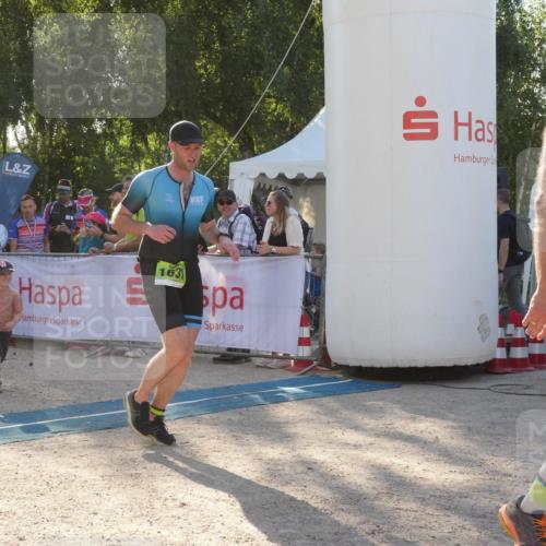 07.09.2025 - 19. Norderstedt Triathlon Zöllner http://msf.ph/oto/8794154 07.09.2025 16:44:03 Ziel 1602, 1631 meine-sportfotos.de