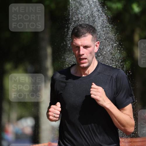07.09.2025 - 19. Norderstedt Triathlon Michael Strokosch http://msf.ph/oto/8794184 07.09.2025 11:50:07 Laufen 1178, 1323 meine-sportfotos.de