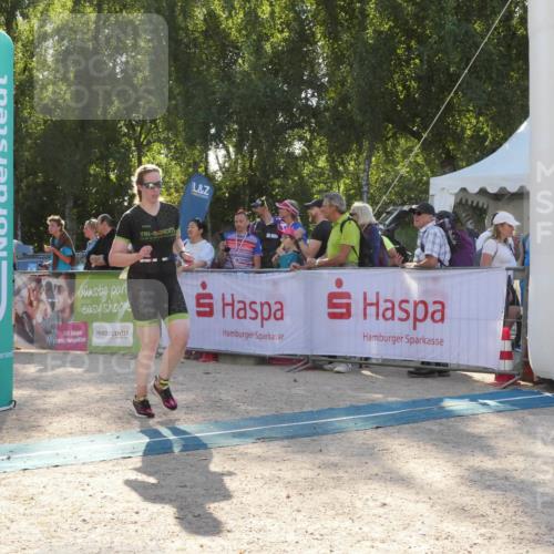 07.09.2025 - 19. Norderstedt Triathlon Zöllner http://msf.ph/oto/8794186 07.09.2025 16:45:10 Ziel 1082, 1609 meine-sportfotos.de