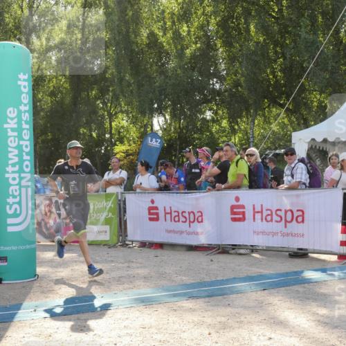07.09.2025 - 19. Norderstedt Triathlon Zöllner http://msf.ph/oto/8794197 07.09.2025 16:45:12 Ziel 1082, 1609 meine-sportfotos.de
