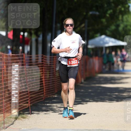 07.09.2025 - 19. Norderstedt Triathlon Michael Strokosch http://msf.ph/oto/8794202 07.09.2025 13:46:12 Laufen 351, 1362 meine-sportfotos.de