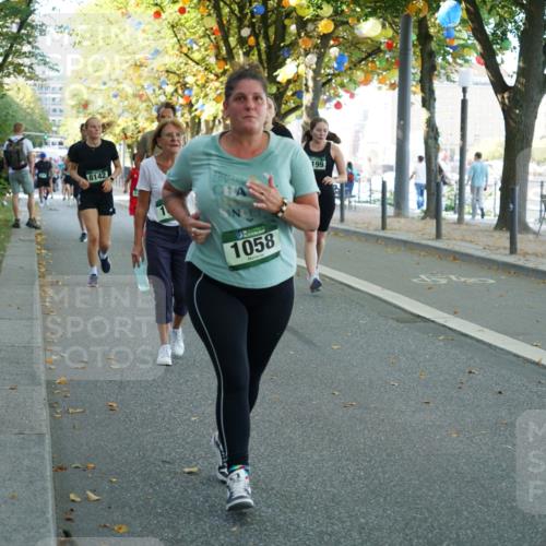 07.09.2025 - BARMER Alsterlauf Yannick Fuchs http://msf.ph/oto/8794203 07.09.2025 11:42:01 Laufen 8142, 1058, 199 meine-sportfotos.de