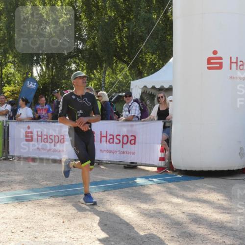 07.09.2025 - 19. Norderstedt Triathlon Zöllner http://msf.ph/oto/8794204 07.09.2025 16:45:13 Ziel 1082, 1609 meine-sportfotos.de