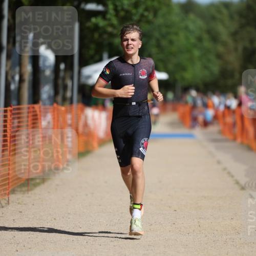 07.09.2025 - 19. Norderstedt Triathlon Michael Strokosch http://msf.ph/oto/8794206 07.09.2025 11:50:21 Laufen 1156 meine-sportfotos.de