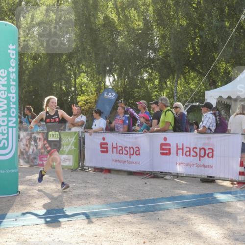 07.09.2025 - 19. Norderstedt Triathlon Zöllner http://msf.ph/oto/8794208 07.09.2025 16:45:20 Ziel 509, 1052, 1072, 1569 meine-sportfotos.de