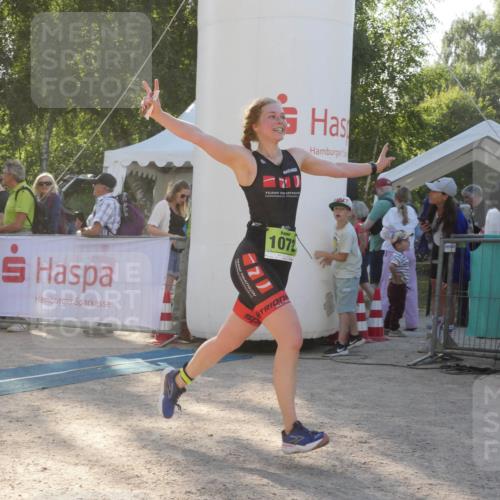 07.09.2025 - 19. Norderstedt Triathlon Zöllner http://msf.ph/oto/8794216 07.09.2025 16:45:21 Ziel 509, 1052, 1072, 1569 meine-sportfotos.de