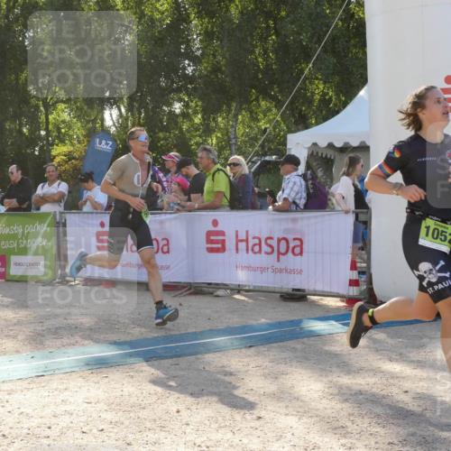 07.09.2025 - 19. Norderstedt Triathlon Zöllner http://msf.ph/oto/8794233 07.09.2025 16:45:24 Ziel 509, 1052, 1072, 1569 meine-sportfotos.de