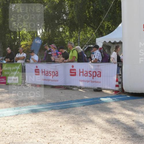 07.09.2025 - 19. Norderstedt Triathlon Zöllner http://msf.ph/oto/8794249 07.09.2025 16:45:26 Ziel 509, 1052, 1072, 1569 meine-sportfotos.de
