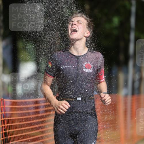 07.09.2025 - 19. Norderstedt Triathlon Michael Strokosch http://msf.ph/oto/8794250 07.09.2025 11:50:23 Laufen 1156 meine-sportfotos.de