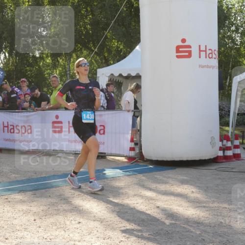 07.09.2025 - 19. Norderstedt Triathlon Zöllner http://msf.ph/oto/8794257 07.09.2025 16:45:38 Ziel 1430 meine-sportfotos.de
