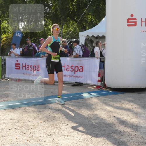 07.09.2025 - 19. Norderstedt Triathlon Zöllner http://msf.ph/oto/8794267 07.09.2025 16:45:56 Ziel 1089 meine-sportfotos.de