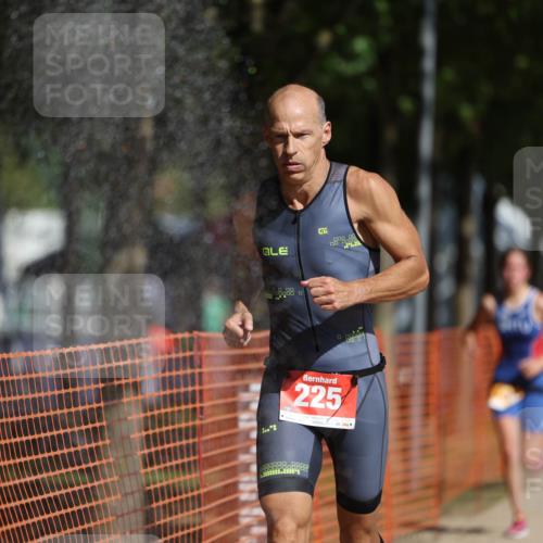 07.09.2025 - 19. Norderstedt Triathlon Michael Strokosch http://msf.ph/oto/8794325 07.09.2025 11:50:41 Laufen 225, 1185, 1335 meine-sportfotos.de