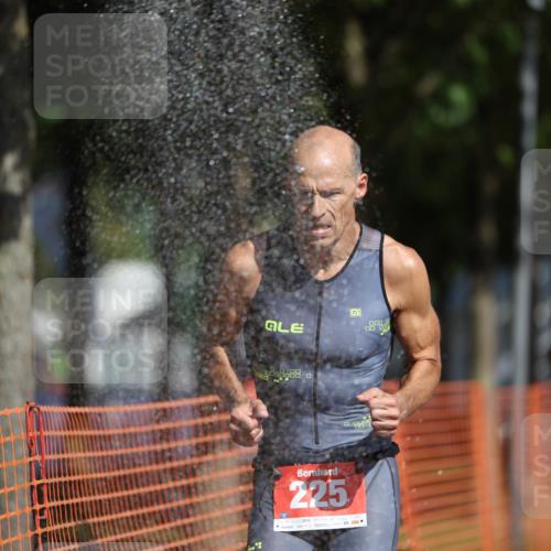 07.09.2025 - 19. Norderstedt Triathlon Michael Strokosch http://msf.ph/oto/8794333 07.09.2025 11:50:42 Laufen 225, 1185, 1335 meine-sportfotos.de