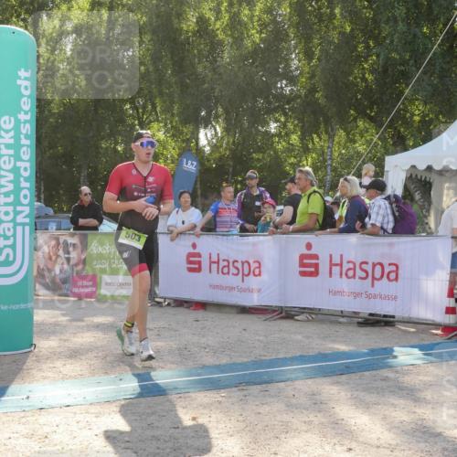 07.09.2025 - 19. Norderstedt Triathlon Zöllner http://msf.ph/oto/8794365 07.09.2025 16:47:03 Ziel 503 meine-sportfotos.de