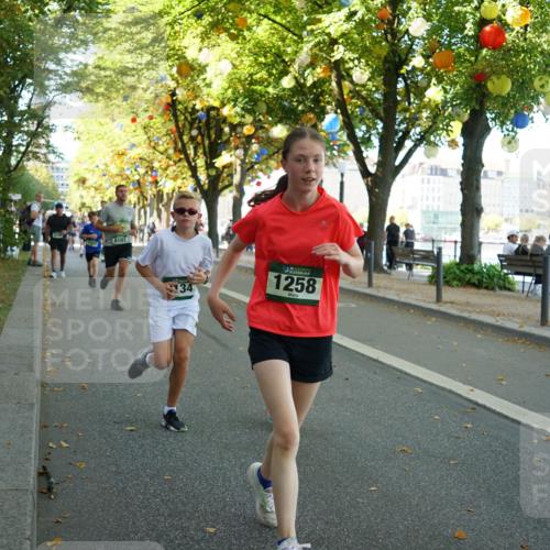 07.09.2025 - BARMER Alsterlauf Yannick Fuchs http://msf.ph/oto/8794376 07.09.2025 11:42:18 Laufen 107, 34, 1258 meine-sportfotos.de