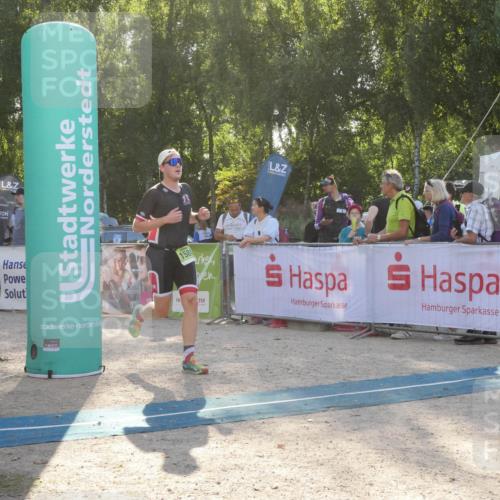 07.09.2025 - 19. Norderstedt Triathlon Zöllner http://msf.ph/oto/8794391 07.09.2025 16:47:11 Ziel 1087, 1581, 1616 meine-sportfotos.de
