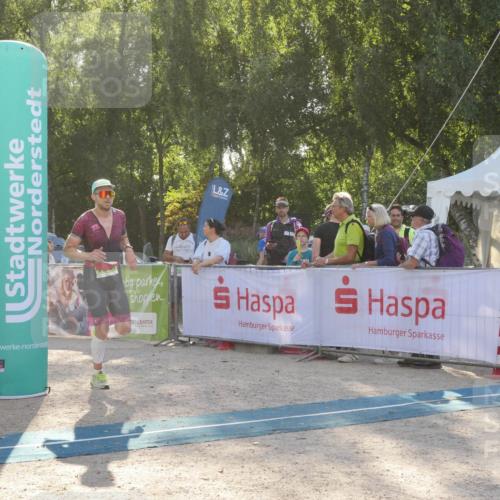 07.09.2025 - 19. Norderstedt Triathlon Zöllner http://msf.ph/oto/8794398 07.09.2025 16:47:16 Ziel 1069, 1087, 1581, 1611 meine-sportfotos.de